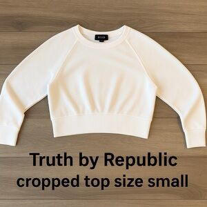 Truth White Cropped Top. Size small